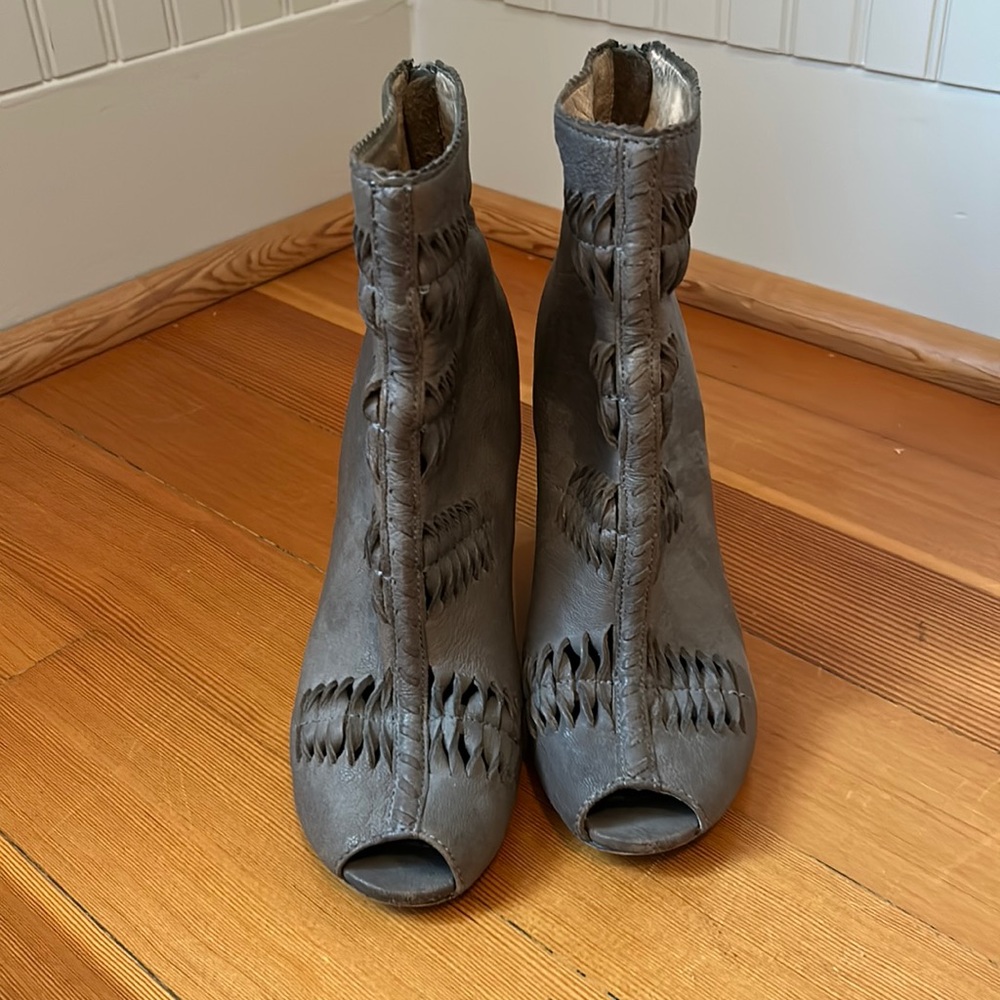 Sam Edelman open toe bootie - Krosby.